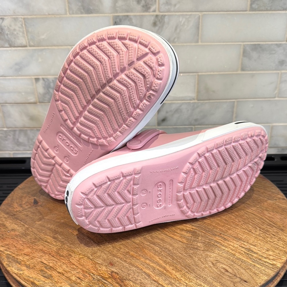 CROCS Pink Slip-On Clog Mules with Studs, Bows and Snoopy Charms - Picture 6 of 7